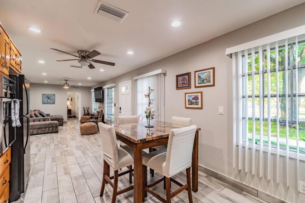 Vila Town 'N' Country Cozy Corner, Your Florida Fun Hub Tampa Exteriér fotografie