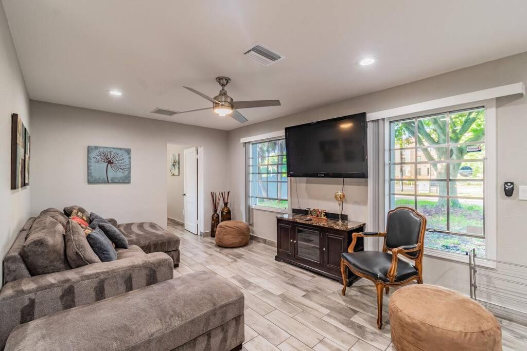 Vila Town 'N' Country Cozy Corner, Your Florida Fun Hub Tampa Exteriér fotografie